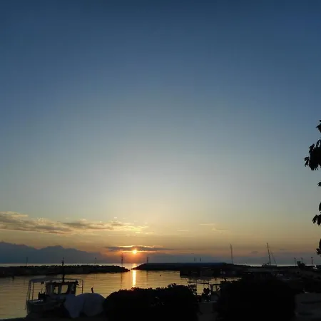 Akroyali Seafront Retreat-sweet Family Escape * Agios Andreas (Messenia)